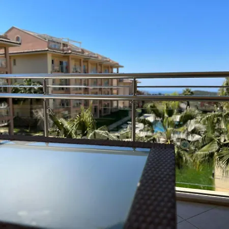 Sunset - Wyndham Kusadasi Golf & アパート