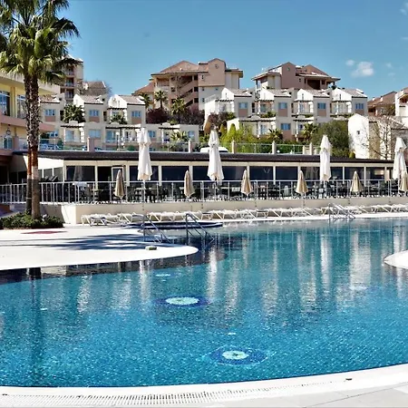 Sunset - Wyndham Kusadasi Golf & アパート Soke